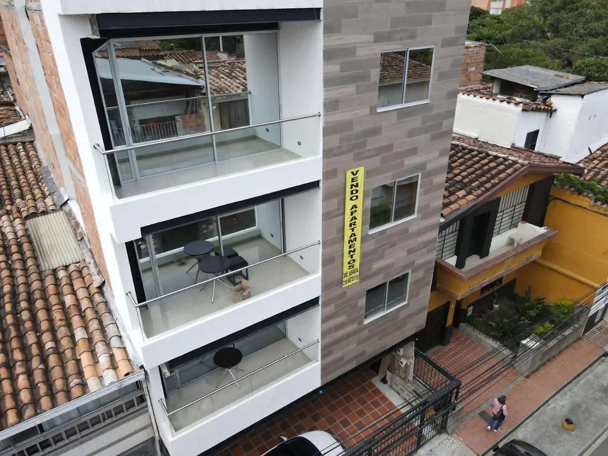 Apartamento tipo industrial en Calasanz Medellín 0*,